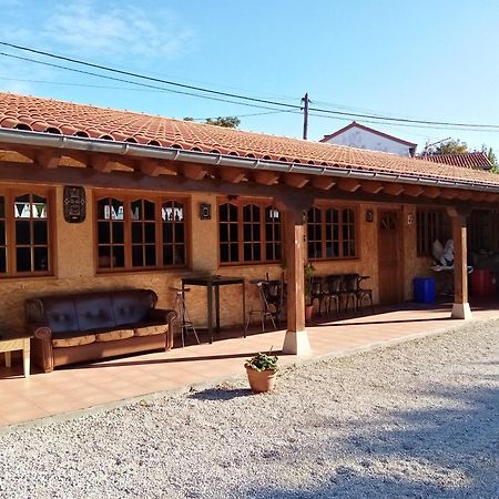 Apartamentos La Regata Viveda Εξωτερικό φωτογραφία