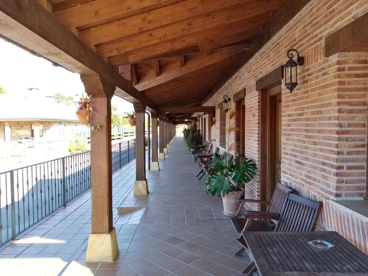 Apartamentos La Regata Viveda Εξωτερικό φωτογραφία